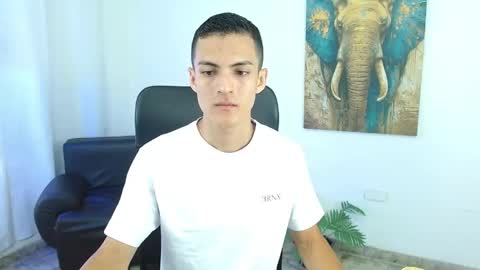 Snapshot of matiius18 chatting on 05/11/26, 01:28 Matias online show from 05/11/26, 01:28