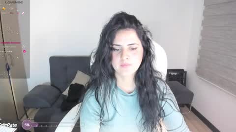 Snapshot of matilda_sweet18 chatting on 02/21/25, 07:12 Lucia online show from 02/21/25, 07:12