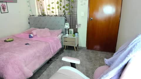 Daniela online show from 04/19/26, 06:07