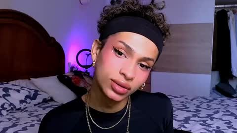 Abby Bella online show from 05/25/26, 05:02