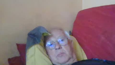 Snapshot of matricule4246 chatting on 10/19/25, 08:37 joyaam79 online show from 10/19/25, 08:37