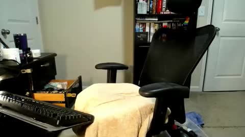 Snapshot of matt1967atl chatting on 10/28/25, 05:26 matt1967atl online show from 10/28/25, 05:26