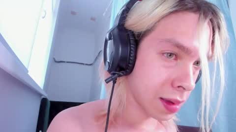 Snapshot of matt_spark chatting on 02/25/25, 03:31 Matt online show from 02/25/25, 03:31