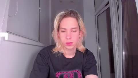 Snapshot of matt_spark chatting on 03/11/25, 02:29 Matt online show from 03/11/25, 02:29