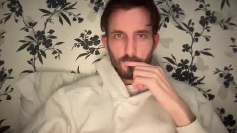 Snapshot of mattcarta chatting on 01/17/25, 01:36 mattcarta online show from 01/17/25, 01:36