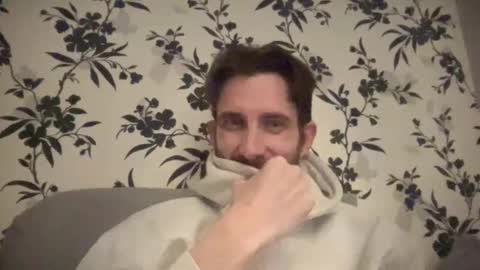 Snapshot of mattcarta chatting on 02/05/25, 09:07 mattcarta online show from 02/05/25, 09:07