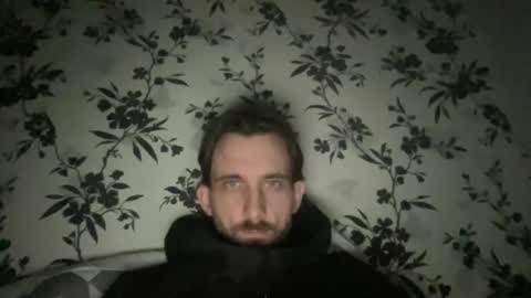 Snapshot of mattcarta chatting on 10/11/25, 03:32 mattcarta online show from 10/11/25, 03:32