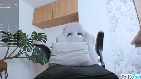 Mateo online show from 02/05/25, 06:04