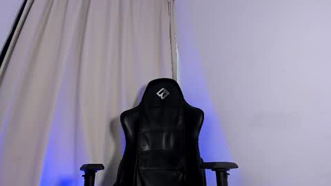 matteosantino25 online show from 02/21/26, 06:09