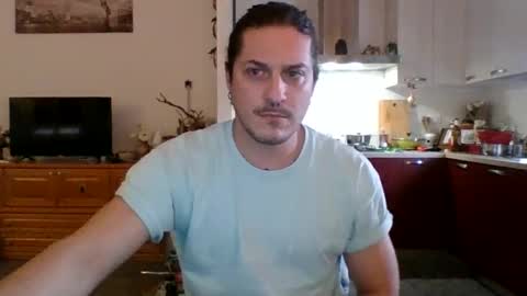 matteushh87 online show from 01/09/25, 08:13