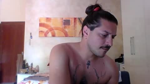 Snapshot of matteushh87 chatting on 06/10/26, 07:18 matteushh87 online show from 06/10/26, 07:18