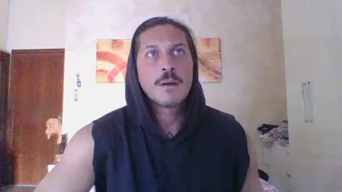Snapshot of matteushh87 chatting on 07/07/26, 03:49 matteushh87 online show from 07/07/26, 03:49