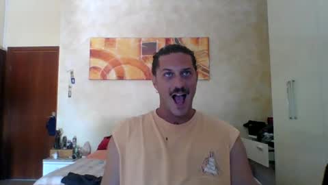 Snapshot of matteushh87 chatting on 07/10/26, 08:18 matteushh87 online show from 07/10/26, 08:18
