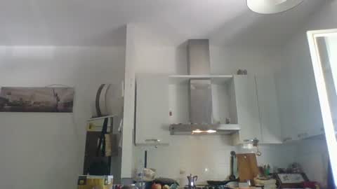 Snapshot of matteushh87 chatting on 07/31/26, 08:25 matteushh87 online show from 07/31/26, 08:25