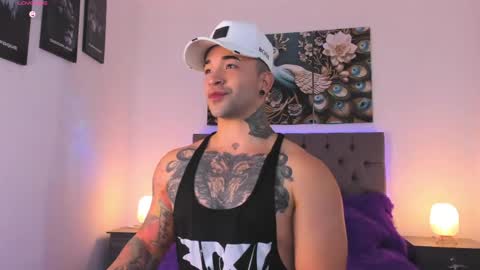 Matthew INDEPENDENT MODEL online show from 04/18/26, 01:42