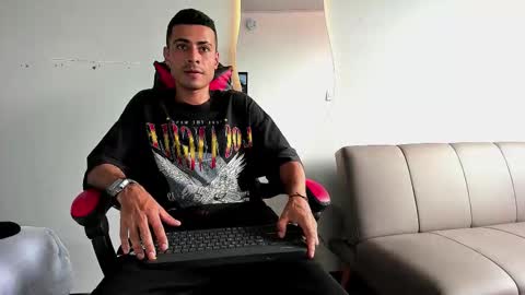 Matthew online show from 12/05/25, 07:43