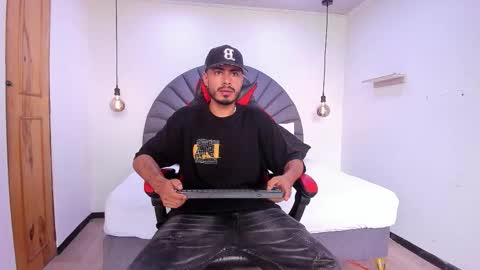 Matthew online show from 02/03/26, 07:41