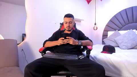 Matthew online show from 03/25/26, 04:29