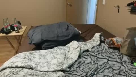 Snapshot of matthewhusby chatting on 09/12/25, 09:15 MH online show from 09/12/25, 09:15