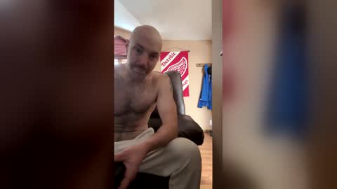 Snapshot of matthewhusby chatting on 03/22/26, 08:23 MH online show from 03/22/26, 08:23