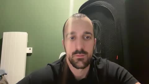 Snapshot of matthias24 chatting on 01/15/26, 01:43 M online show from 01/15/26, 01:43