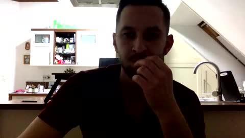 matti112 online show from 11/26/25, 04:41