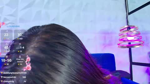 Snapshot of matti_sofia chatting on 02/24/25, 05:20 TATIANA  AND ROUS online show from 02/24/25, 05:20