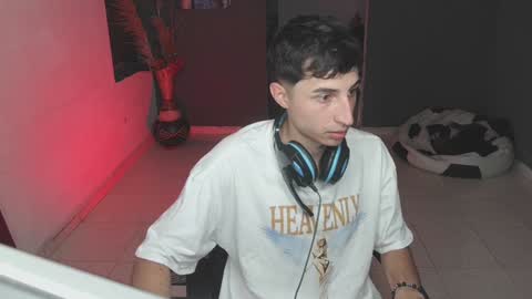 mattias     online show from 02/08/25, 12:28