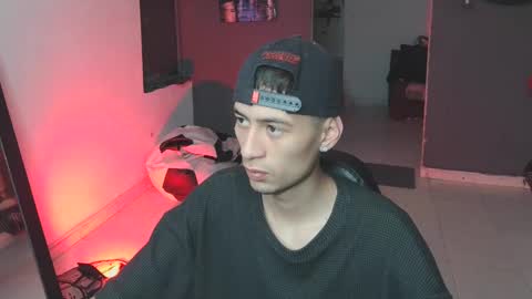 mattias     online show from 02/16/25, 01:03