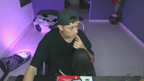 mattias     online show from 02/18/25, 07:52