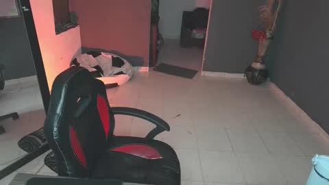 mattias     online show from 03/10/25, 04:07