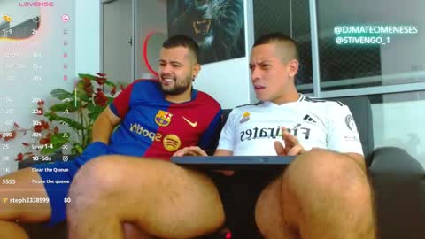 Snapshot of mattmeness chatting on 10/10/25, 07:29 MattMeness online show from 10/10/25, 07:29