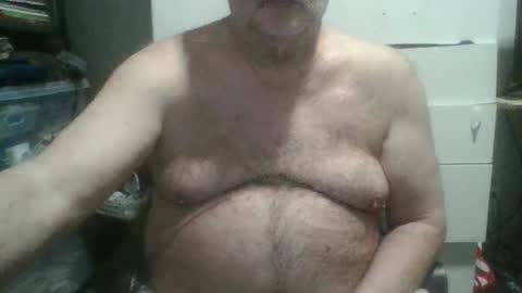 Snapshot of mattnudist chatting on 12/16/24, 04:16 Matt online show from 12/16/24, 04:16