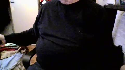 Snapshot of mattnudist chatting on 03/04/25, 08:57 Matt online show from 03/04/25, 08:57