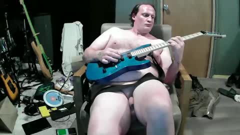 Snapshot of mattskiba89 chatting on 09/18/25, 09:00 mattskiba89 online show from 09/18/25, 09:00