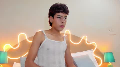  M A T T Y  online show from 10/09/25, 07:45