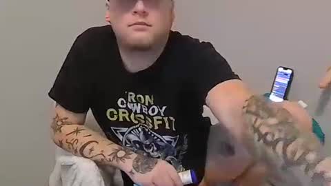 Snapshot of mattysfunroom chatting on 10/31/25, 05:25 Mattysfunroom online show from 10/31/25, 05:25