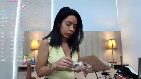 mature_eva online show from 10/04/25, 11:19