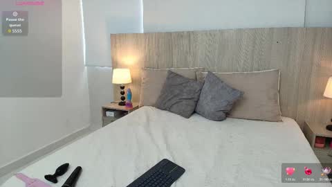 katerin online show from 12/15/25, 11:36