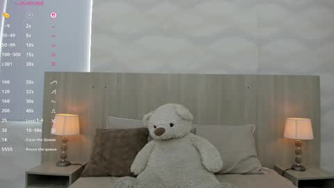 Marce online show from 10/27/25, 07:18