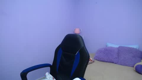 Snapshot of mature_martina_ chatting on 01/16/25, 11:16 Martina online show from 01/16/25, 11:16