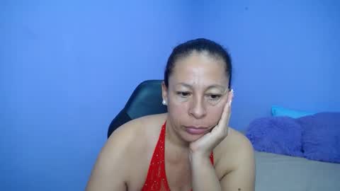 Snapshot of mature_martina_ chatting on 01/17/25, 02:39 Martina online show from 01/17/25, 02:39