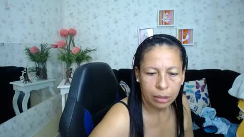 Snapshot of mature_martina_ chatting on 02/08/25, 09:46 Martina online show from 02/08/25, 09:46