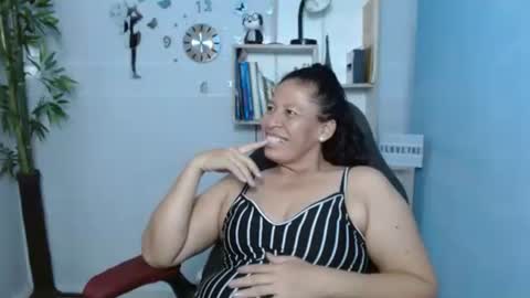 Snapshot of mature_martina_ chatting on 03/05/25, 12:16 Martina online show from 03/05/25, 12:16