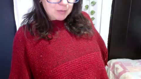 Sonia online show from 01/11/25, 02:25