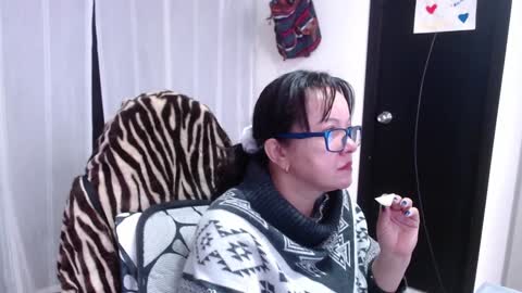 Sonia online show from 01/24/25, 02:19