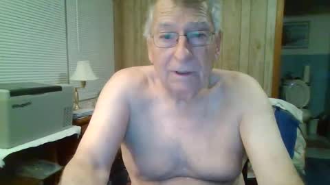 Snapshot of maturecouple1954 chatting on 01/05/25, 11:48 SXECPL55 at G mail Dot Com online show from 01/05/25, 11:48
