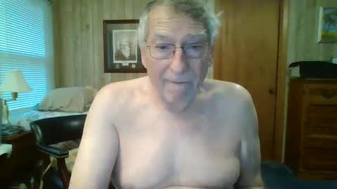 Snapshot of maturecouple1954 chatting on 01/27/25, 12:48 SXECPL55 at G mail Dot Com online show from 01/27/25, 12:48