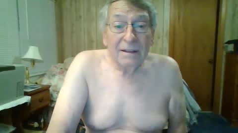 Snapshot of maturecouple1954 chatting on 02/15/25, 12:01 SXECPL55 at G mail Dot Com online show from 02/15/25, 12:01