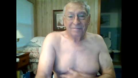 Snapshot of maturecouple1954 chatting on 09/21/25, 11:34 SXECPL55 at G mail Dot Com online show from 09/21/25, 11:34